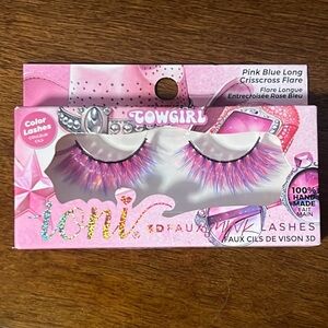 Dollhouse Pink Blue Glamorous Lashes